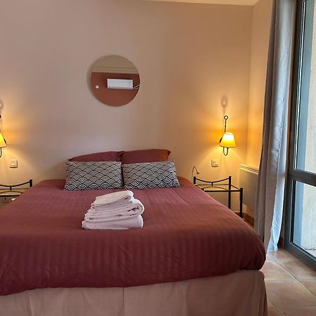 Appartement Golf De Saumane 2 Chambres 2 A 4 Personnes Extérieur photo